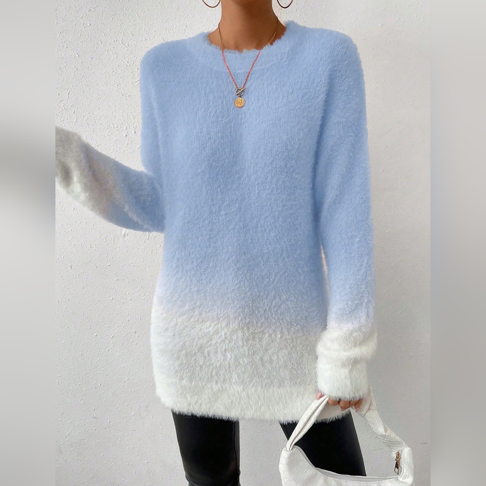 Oversize Gradient Sweater - Picture 5 of 8